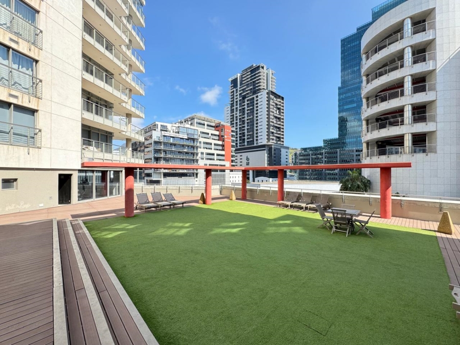 1 Bedroom Property for Sale in Cape Town City Centre Western Cape